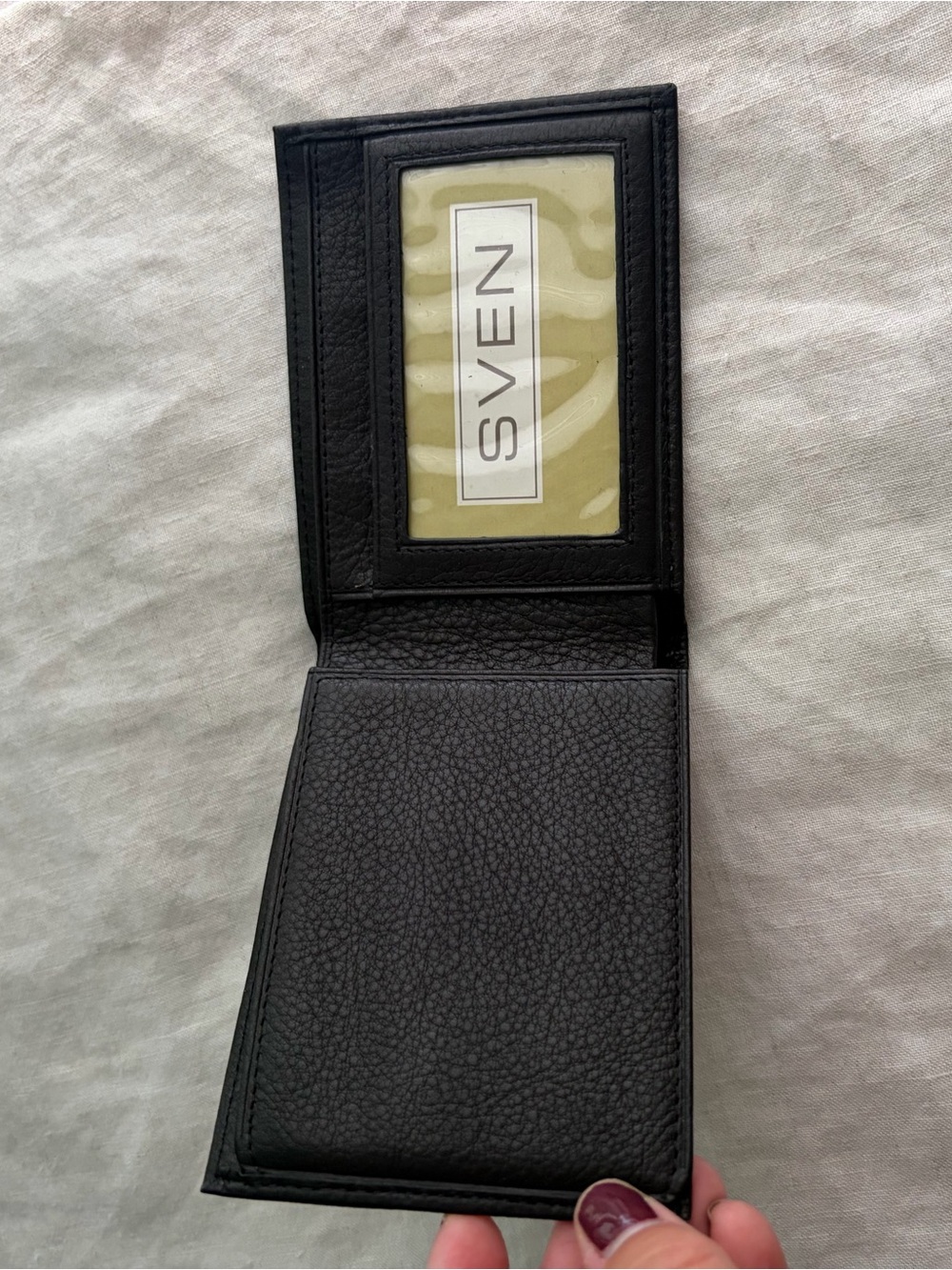 Sven Black Leather Men's Card & ID Holder